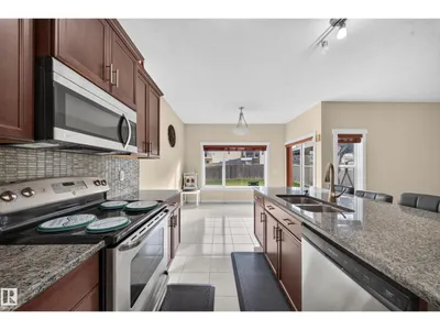 163 52 ST SW photo 21