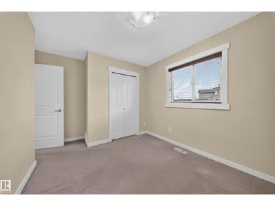 163 52 ST SW photo 33