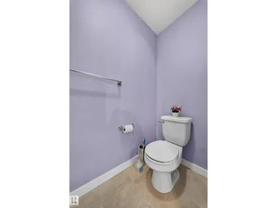 163 52 ST SW photo 42