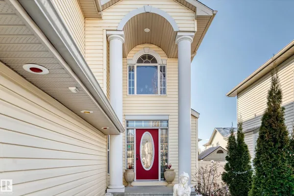 3711 163 AV NW photo 3
