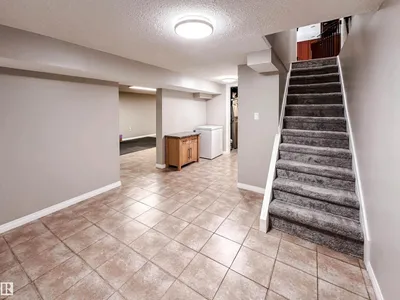 15256 86 AV NW photo 40
