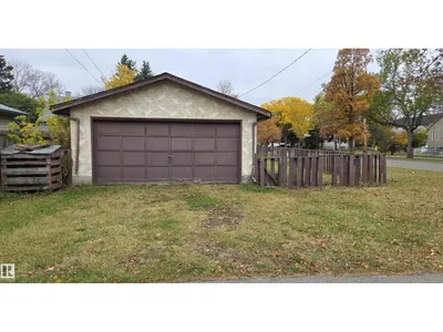 12147 126 ST NW photo 6