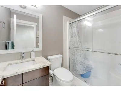 707 40 AV NW photo 28