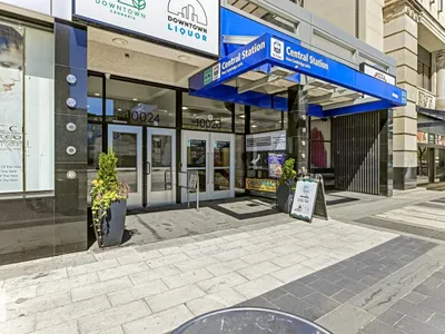 #204 10024 Jasper AV NW photo 26