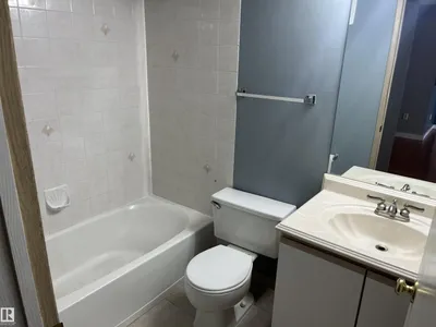 #205 5065 31 AV NW photo 15