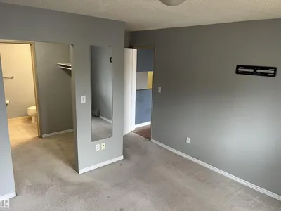 #205 5065 31 AV NW photo 21