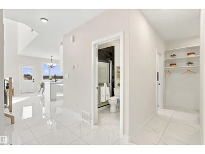 3805 38 Ave photo 10
