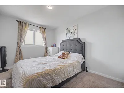 22419 80 AV NW NW photo 19