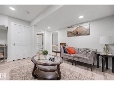 22419 80 AV NW NW photo 12