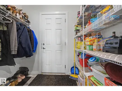 22419 80 AV NW NW photo 16