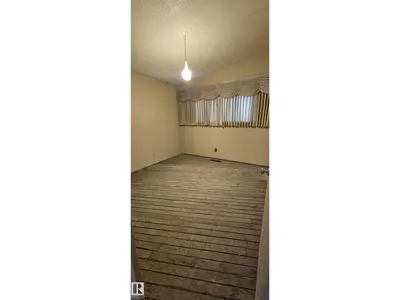 Lendrum Place photo 13