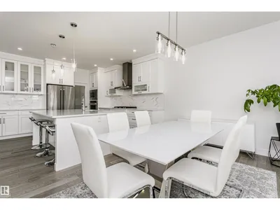 9107 181 AV NW photo 30
