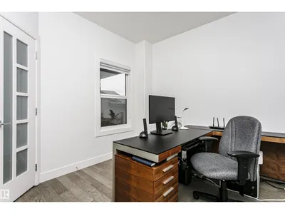 9107 181 AV NW photo 36