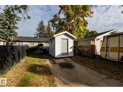 10619 129 AV NW photo 28