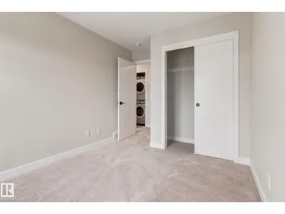 #11 16231 19 AV SW photo 16