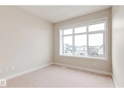 #11 16231 19 AV SW photo 21