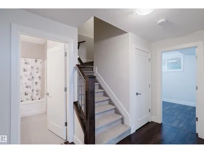 1 EASTVIEW ST photo 54