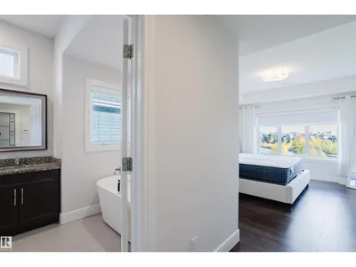 1 EASTVIEW ST photo 37