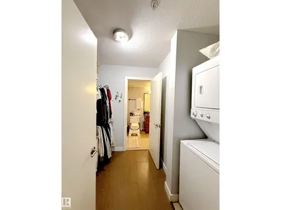 #205 11203 103A AV NW photo 18