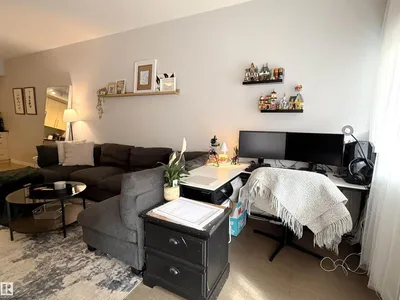 #205 11203 103A AV NW photo 12