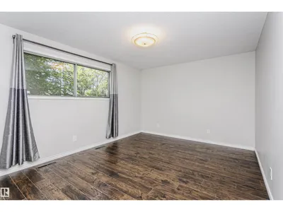 11440 44A AV NW photo 20