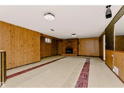 11440 44A AV NW photo 29