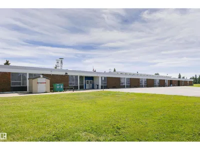 11440 44A AV NW photo 51
