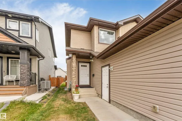3304 13 AV NW photo 3
