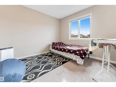 3304 13 AV NW photo 30