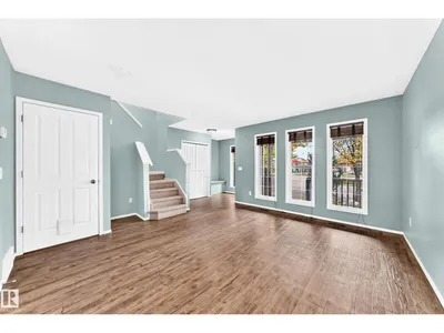 8 SPRUCE VILLAGE WY photo 17