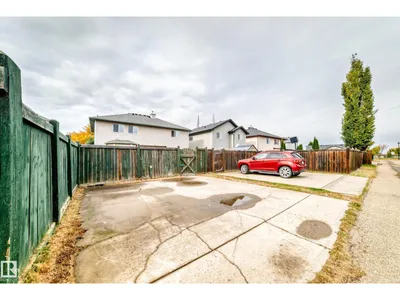 8 SPRUCE VILLAGE WY photo 50