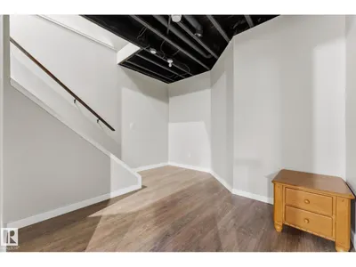 10605 96 ST photo 34