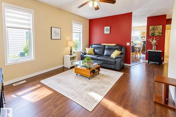 15135 43 ST NW photo 3