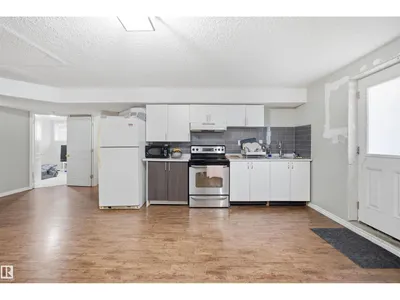 1737 KENSIT PL NW photo 28