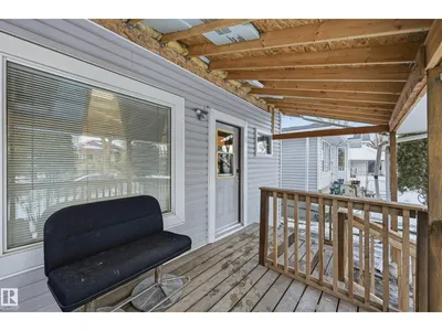 10656 93 ST NW photo 45