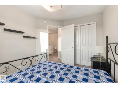 2214 54 ST SW SW photo 41