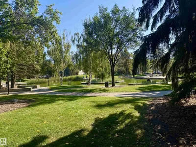 #109 12660 142 AV NW photo 26