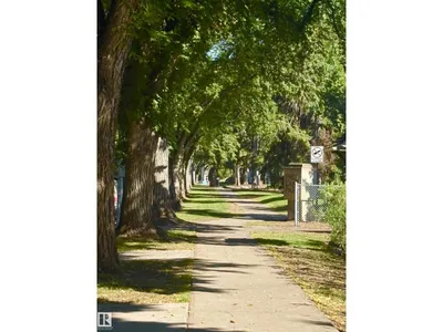#109 12660 142 AV NW photo 29