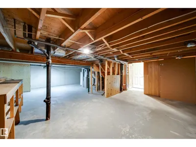 11720 158 AV NW photo 57
