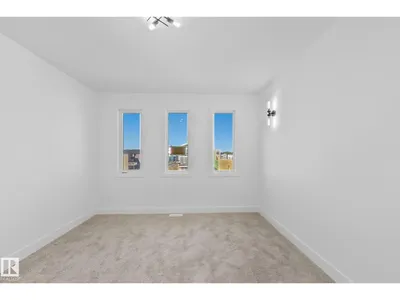 4215 63 ST photo 25