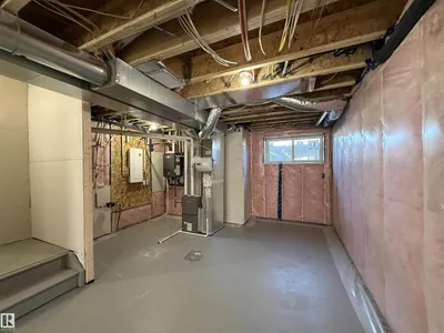 4215 63 ST photo 29