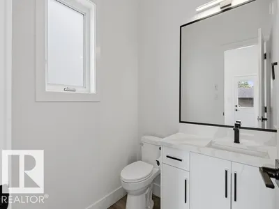 11032 128 ST NW photo 38