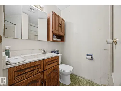 14612 117A ST NW photo 32