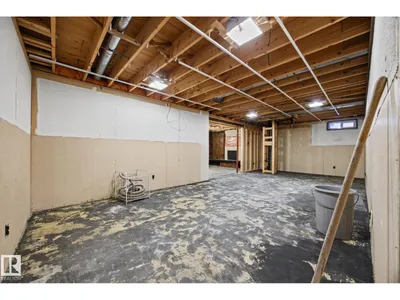 14612 117A ST NW photo 41