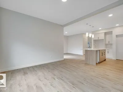 690 Bank DR photo 20