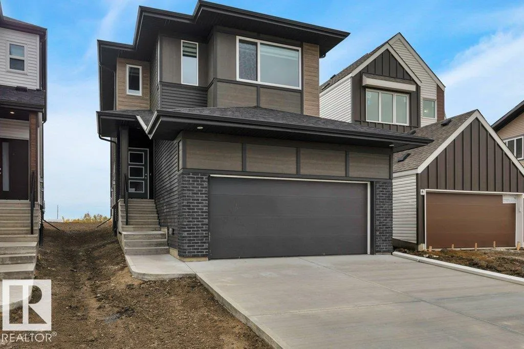 18647 19 AV NW exterior