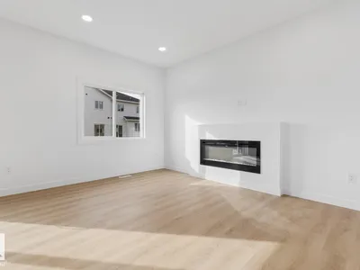 41 CALEDON CR photo 6