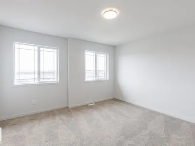 3601 40 AV photo 13