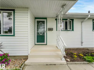 15916 88B AV NW photo 17
