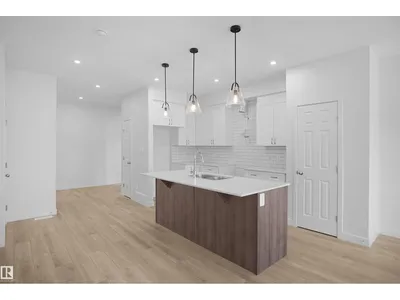72 Legacy WY photo 14